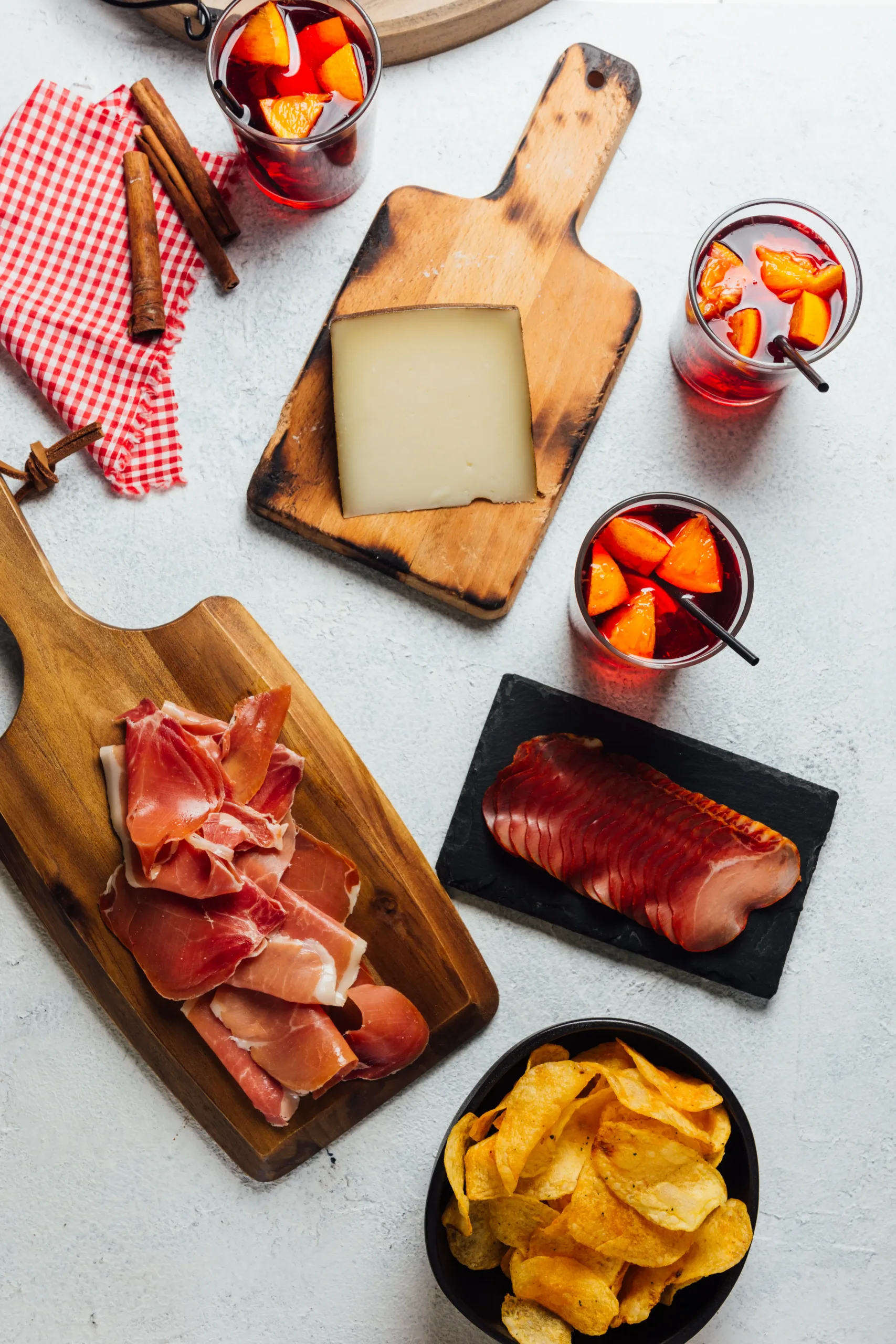 pictures-of-typical-spanish-food-snacks-tapas-2026-01-06-09-21-33-utc Quiénes somos